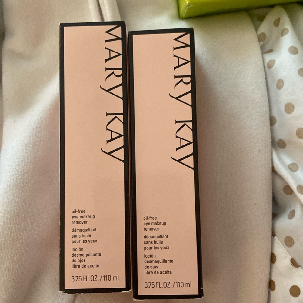 Makeup remover